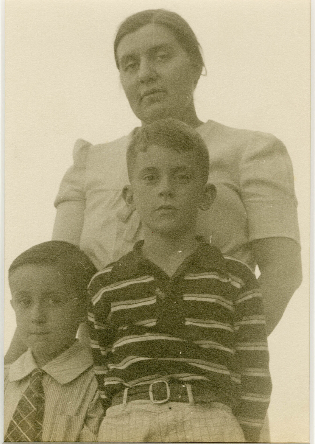 Mrs. Munhall with Sons, Edgar, left and Walter Jr., right